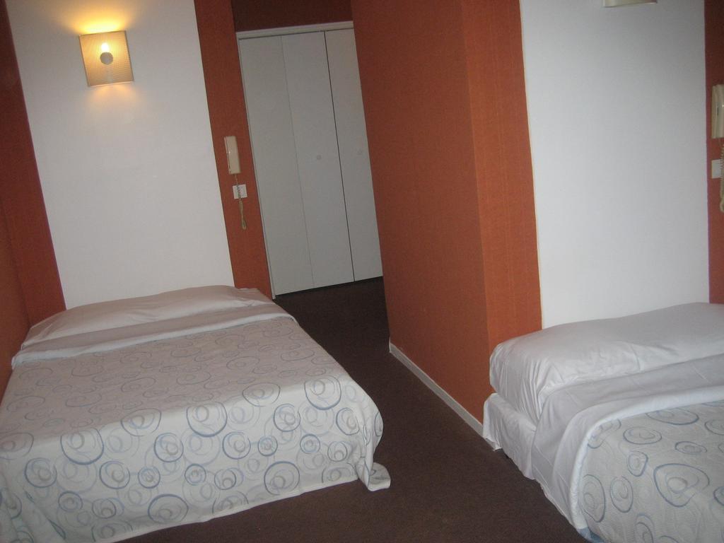 פריז Hotel Meteore חדר תמונה