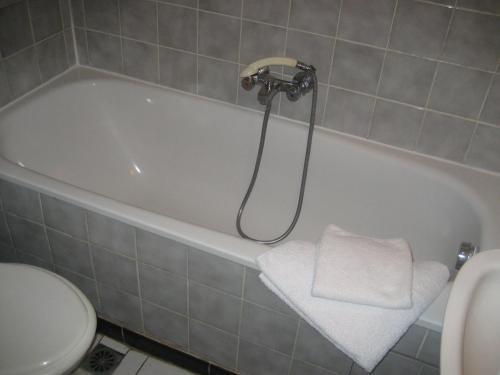 פריז Hotel Meteore מראה חיצוני תמונה